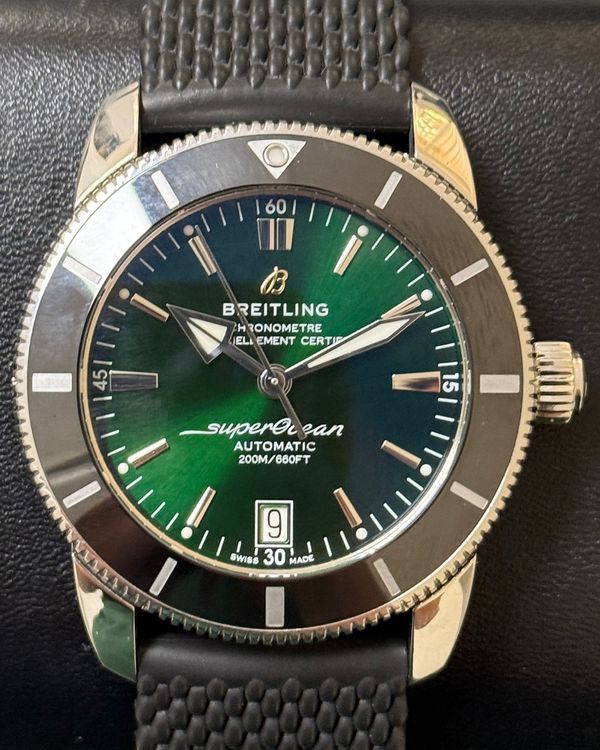 2022 Breitling Superocean Heritage II B20 S.E. 42MM Green Dial Rubber Strap (AB2010121L1S1)