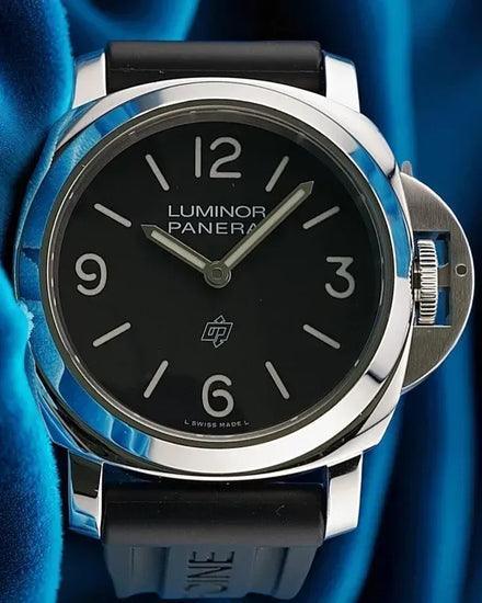 2023 Panerai Luminor Base Logo 44MM Black Dial Rubber Strap (PAM01086)