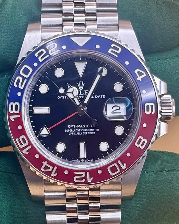 Rolex GMT-Master II (126710BLRO)