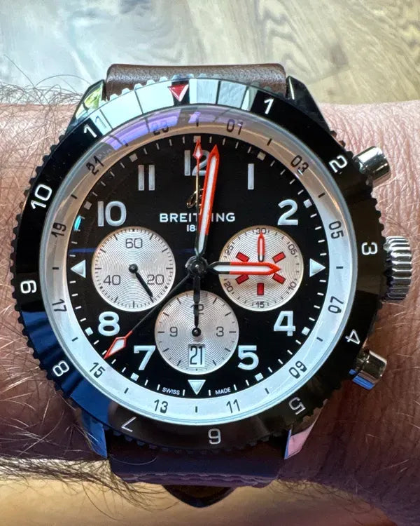 Breitling Super Avi (YB0445)