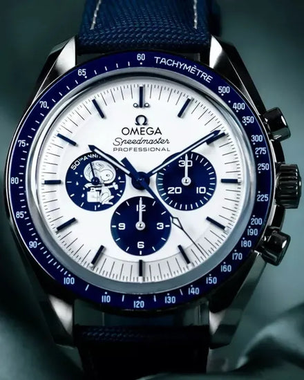 2025 Omega Speedmaster "Silver Snoopy Award" 42MM Silver Dial Textile Strap (310.32.42.50.02.001)