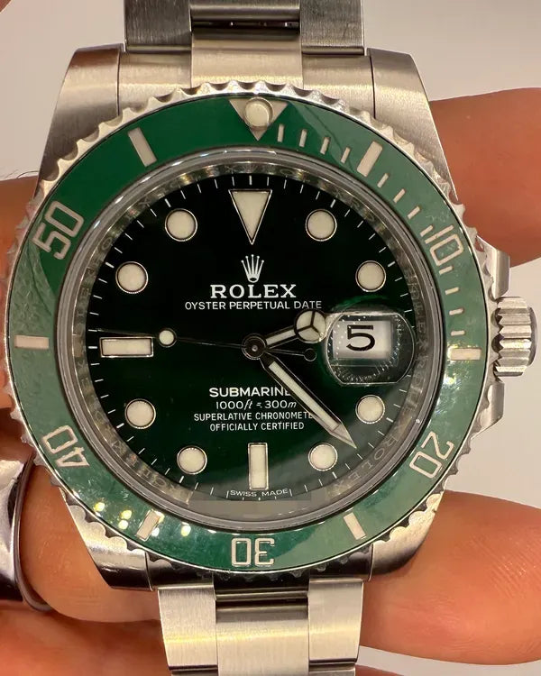 No Reserve - Rolex Submariner Date "Hulk" 40MM Green Dial Oyster Bracelet (116610LV)