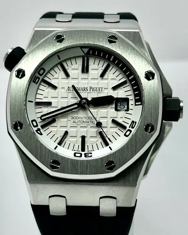 2015 Audemars Piguet Royal Oak Offshore Diver 42MM White Dial Rubber Strap (15710ST.OO.A002CA.02)