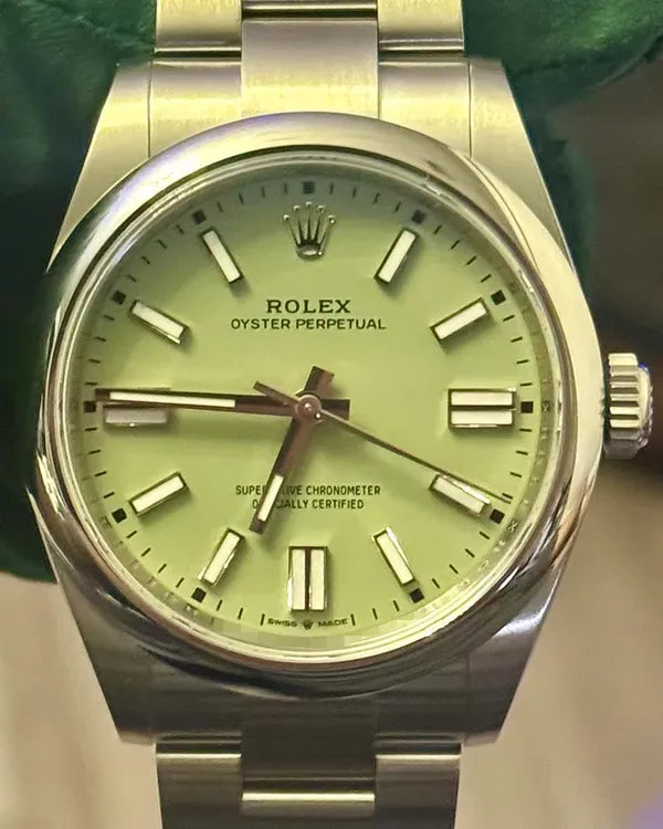 2025 Rolex Oyster Perpetual 41MM Pistachio Dial Oyster Bracelet (134300)