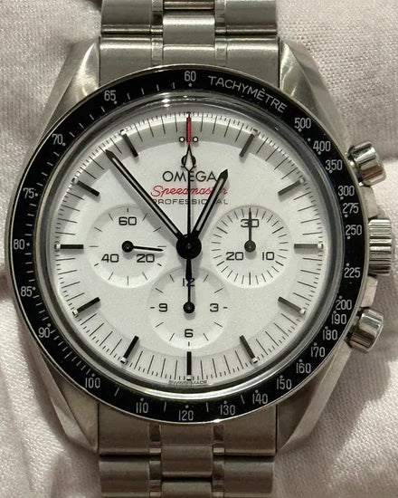 No Reserve - 2024 Omega Speedmaster Professional Moonwatch 42MM White Dial Steel Bracelet (310.30.42.50.04.001)