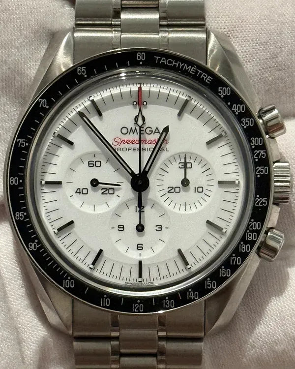 2024 Omega Speedmaster Professional Moonwatch 42MM White Dial Steel Bracelet (310.30.42.50.04.001)