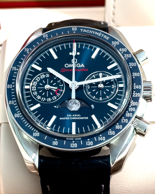 2021 Omega Speedmaster Moonphase 44.25MM Blue Dial Leather Strap (304.33.44.52.03.001)