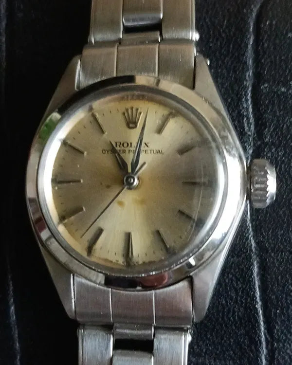 Rolex Oyster Perpetual 24MM Silver Dial Oyster Bracelet (6618)