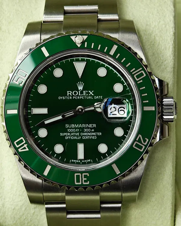 Rolex Submariner Date "Hulk" 40MM Green Dial Oyster Bracelet (116610LV)