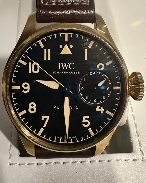 IWC Schaffhausen Pilot L.E. 46MM Black Dial Leather Strap (IW501005)