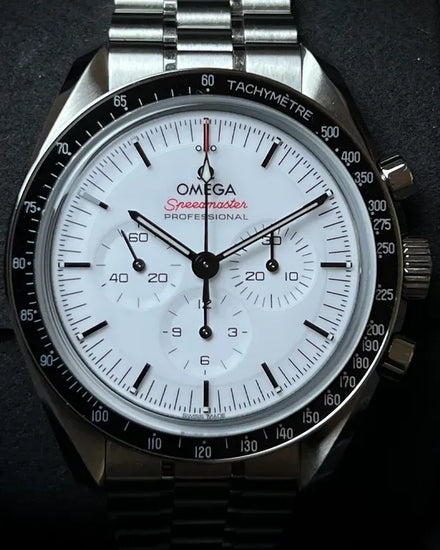 2025 Omega Speedmaster Professional Moonwatch 42MM White Dial Steel Bracelet (310.30.42.50.04.001)
