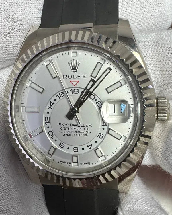 2023 Rolex Sky-Dweller 42MM Silver Dial Rubber Strap (336239)