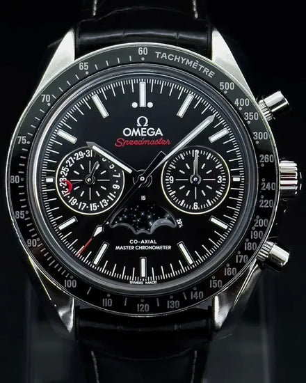 2022 Omega Speedmaster Moonphase 44.25MM Black Dial Leather Strap (304.33.44.52.01.001)