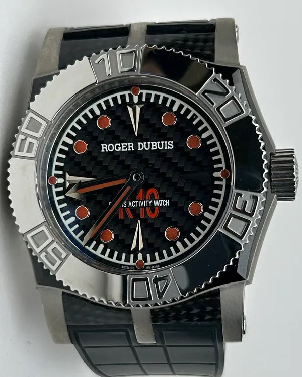 Roger Dubuis Easy Diver L.E. 46MM Carbon Fiber Dial Rubber Strap (SE46 14 7.N/9 K9/K10)