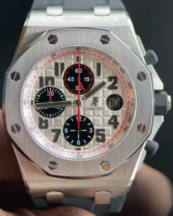 2010 Audemars Piguet Royal Oak Offshore 42MM White Dial Aftermarket Rubber Strap (26170ST.OO.D101CR.02)