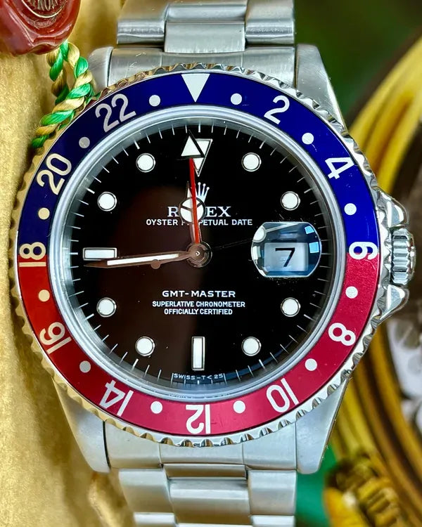 Rolex GMT-Master "Pepsi" 40MM Black Dial Oyster Bracelet (16700)