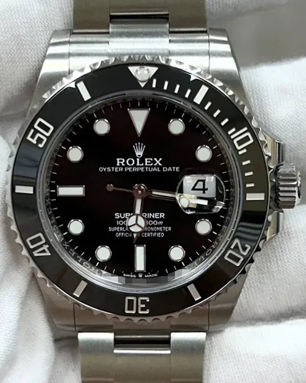 Rolex Submariner (126610LN)