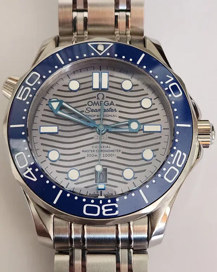 Omega Seamaster Diver 300M 42MM Silver Dial Steel Bracelet (210.30.42.20.06.001)