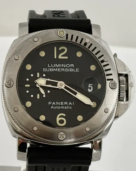 2001 Panerai Submersible Luminor 44MM Black Dial Rubber Strap (PAM00024)