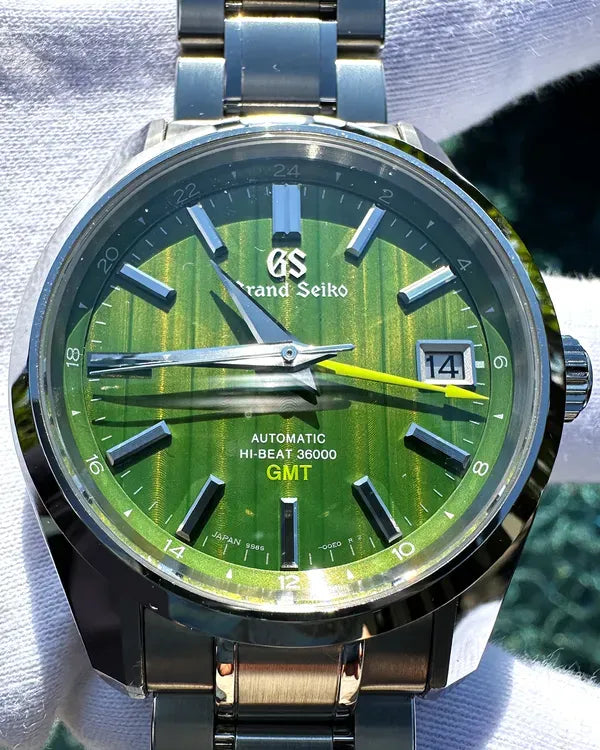 2023 Grand Seiko Heritage Collection "Bamboo" 40MM Green Dial Steel Bracelet (SBGJ259)