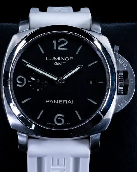2014 Panerai Luminor 1950 3 Days GMT 44MM Black Dial Aftermarket Rubber Strap (PAM00320)