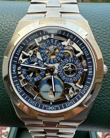 2024 Vacheron Constantin Overseas Perpetual Calendar Ultra-Thin 41.5MM Skeleton Dial White Gold Bracelet (4300V/120G-B946)
