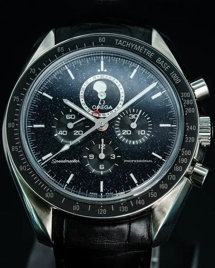 Omega Speedmaster Moonphase 44.25MM Aventurine Dial Leather Strap (311.33.44.32.01.001)