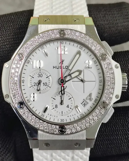 Hublot Big Bang Chronograph 44MM White Dial Rubber Strap (301.SE.230.RW.114)
