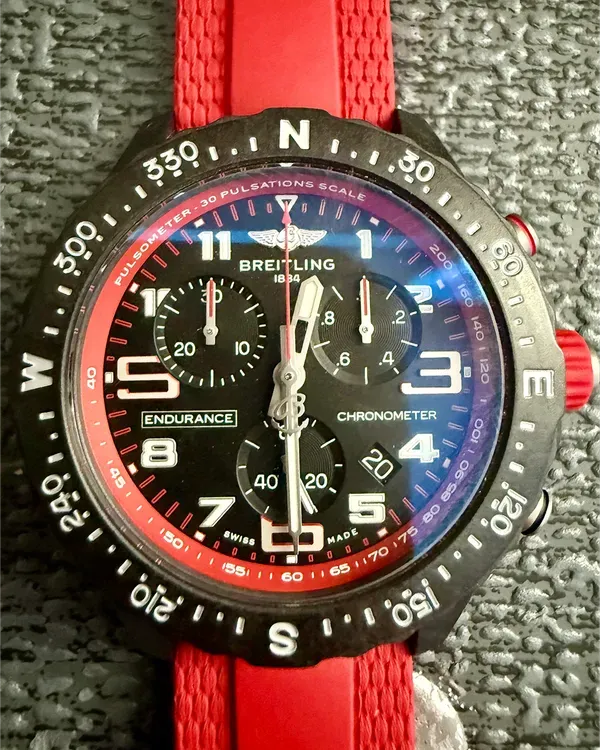 Breitling Endurance Pro 38MM Quartz Black Dial Rubber Strap (X83310)