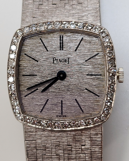 Piaget Vintage 23MM Silver Dial White Gold Bracelet (9235 A6)