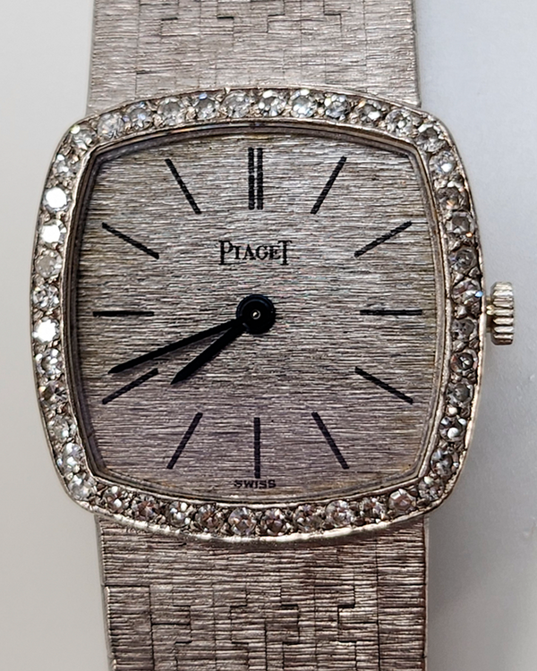 Piaget Vintage 23MM Silver Dial White Gold Bracelet (9235 A6)