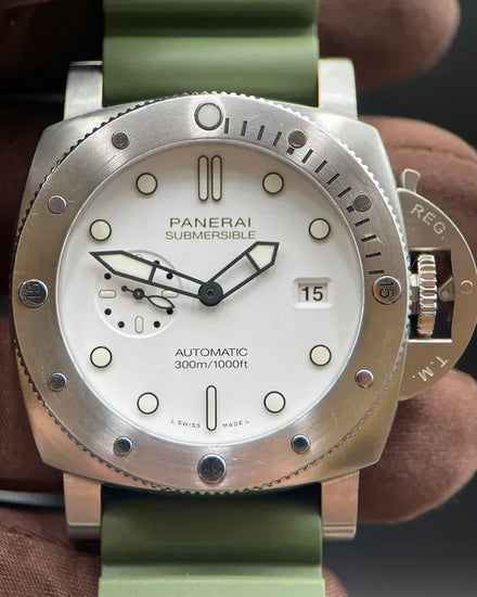 2022 Panerai Submersible QuarantaQuattro Bianco 44MM White Dial Rubber Strap (PAM01226)