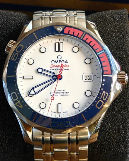 2023 Omega Seamaster Diver 300M Commander's Watch "Bond 007" L.E. 41MM White Dial Steel Bracelet (212.32.41.20.04.001)