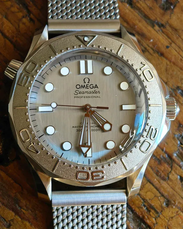 Omega Seamaster Diver 300M 42MM Steel Dial Steel Bracelet (210.30.42.20.06.002)