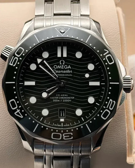 Omega Seamaster Diver 300M 42MM Green Dial Steel Bracelet (210.30.42.20.10.001)