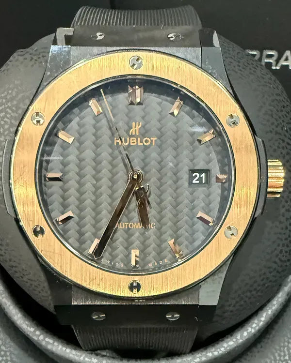 Hublot Classic Fusion 42MM Carbon Fiber Dial Rubber Strap (542.CO.1781.RX)