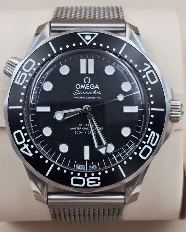 2025 Omega Seamaster Diver 300M 42MM Black Dial Steel Bracelet (210.30.42.20.01.010)