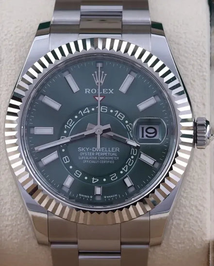2025 Rolex Sky-Dweller 42MM Green Dial Oyster Bracelet (336934)