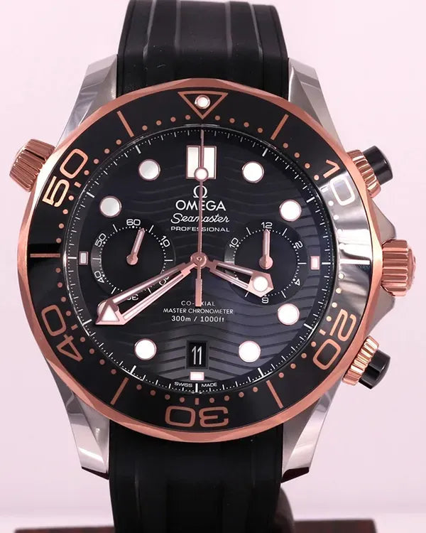 2025 Omega Seamaster Diver 300M Chronograph 44MM Black Dial Rubber Strap (210.22.44.51.01.001)