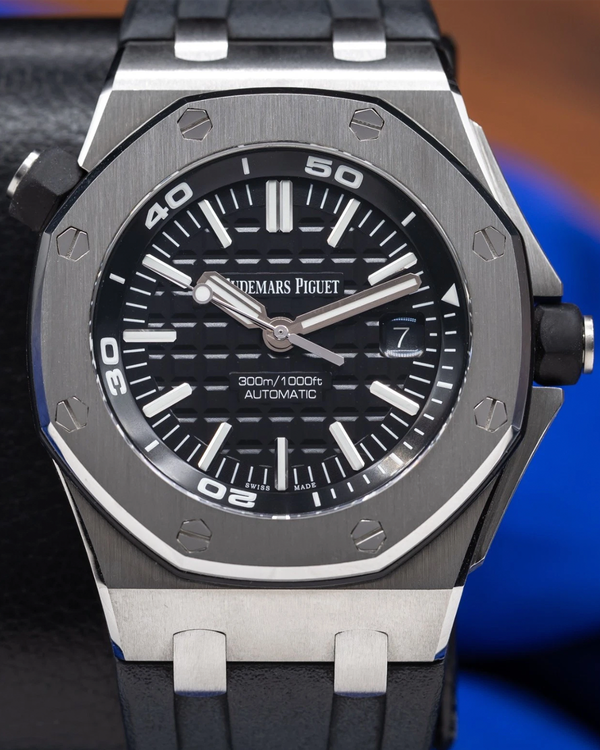 2015 Audemars Piguet Royal Oak Offshore 42MM Black Dial Rubber Strap (15710ST.OO.A002CA.01)