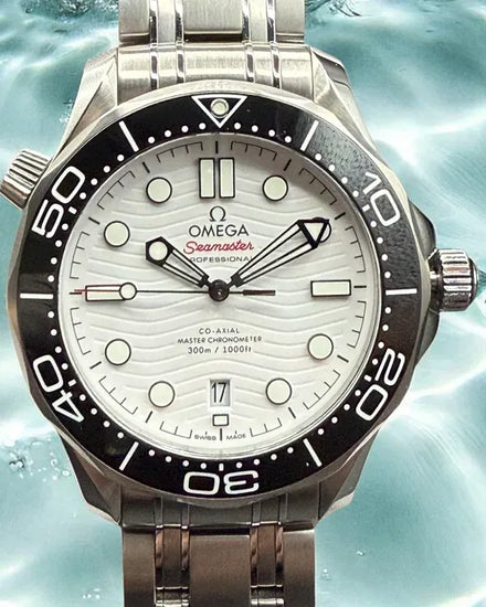 2021 Omega Seamaster Diver 300M 42MM White Dial Steel Bracelet (210.30.42.20.04.001)