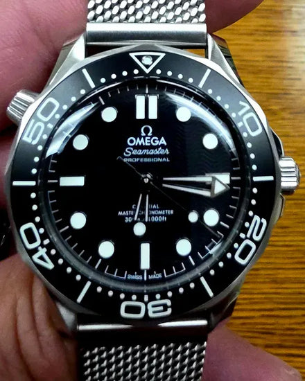 2025 Omega Seamaster Diver 300M 42MM Black Dial Steel Bracelet (210.30.42.20.01.010)