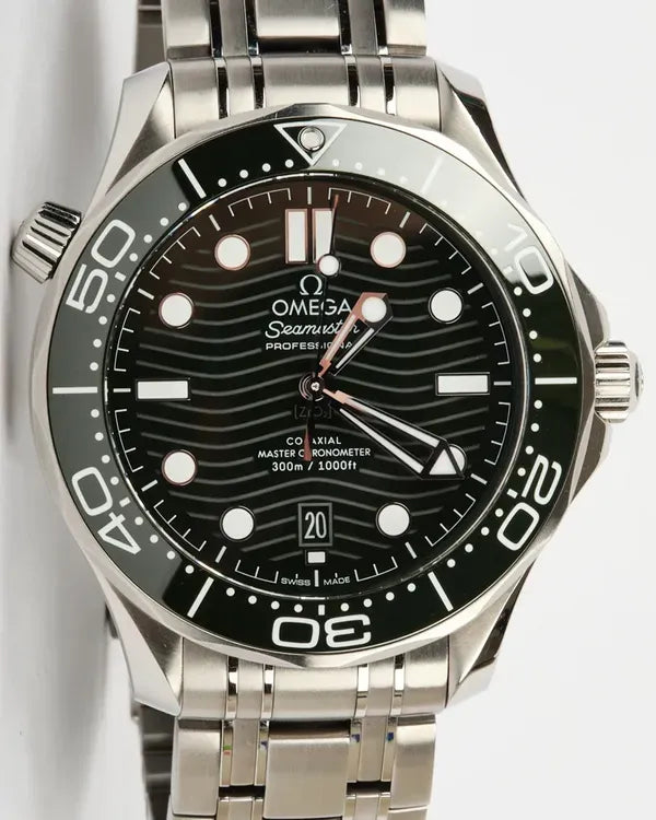 2023 Omega Seamaster Diver 300M 42MM Green Dial Steel Bracelet (210.30.42.20.10.001)