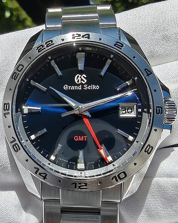 Grand Seiko Sport Collection GMT 39MM Quartz Blue Dial Steel Bracelet (SBGN005)
