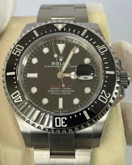 2019 Rolex Sea-Dweller 4000 40MM Black Dial Oyster Bracelet (126600)