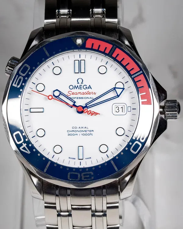 2023 Omega Seamaster Diver 300M "Bond 007 Commander's Watch" L.E. 41MM White Dial Steel Bracelet (212.32.41.20.04.001)