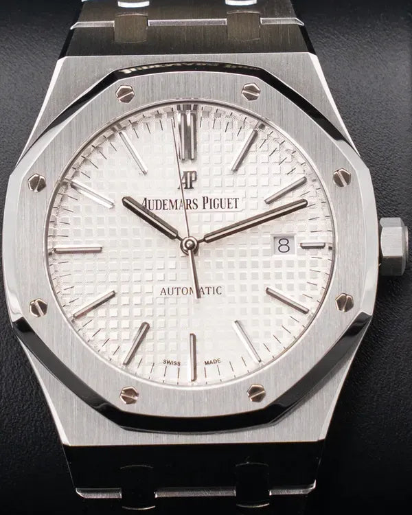 Audemars Piguet Royal Oak 41MM Silver Dial Steel Bracelet (15400ST.OO.1220ST.02)