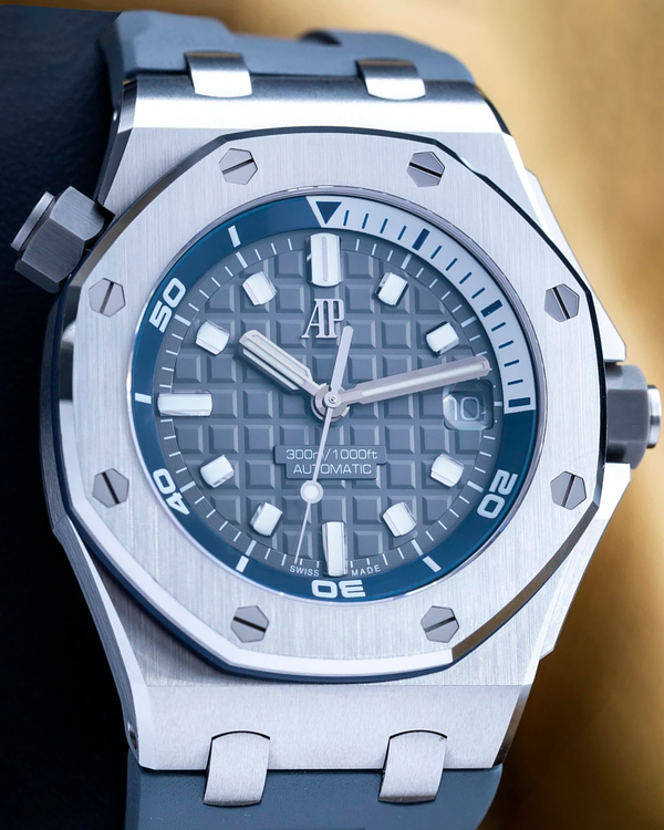 2022 Audemars Piguet Royal Oak Offshore Diver 42MM Grey Dial Rubber Strap (15720ST.OO.A009CA.01)