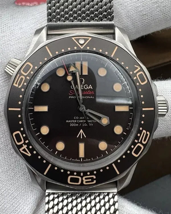 2022 Omega Seamaster Diver 300M "James Bond" 42MM Brown Dial Titanium Bracelet (210.92.42.20.01.001)