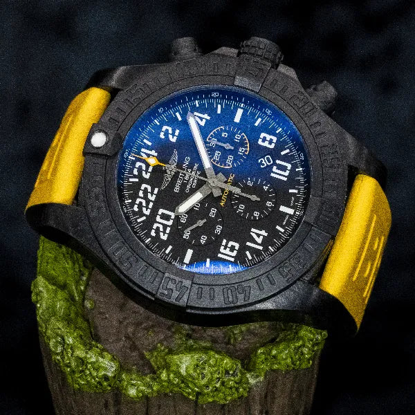 Breitling Avenger (XB1210E4/BE89)